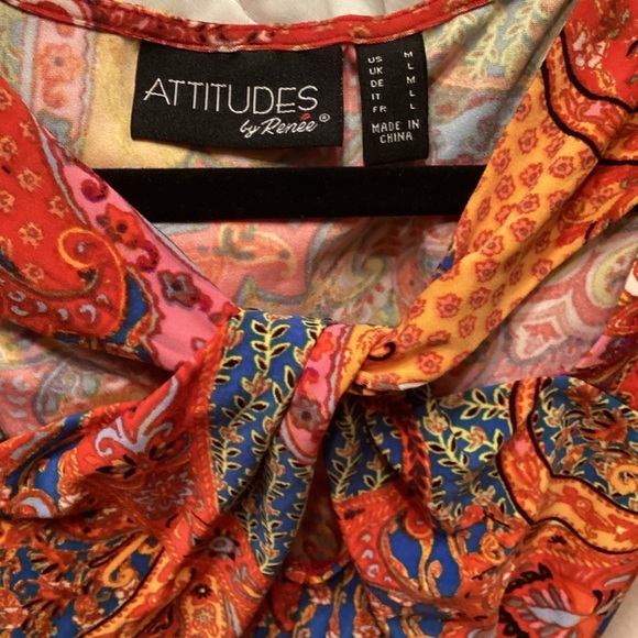 Attitudes by Renée Como Jersey top, twist neck paisley sleeveless  Medium EUC - Picture 3 of 7